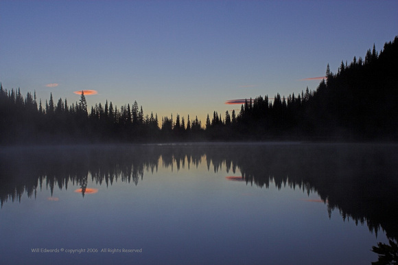 Reflection lake Sunrise 8202