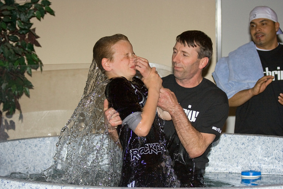 2010_05_26_2788p_Thrive_Baptism